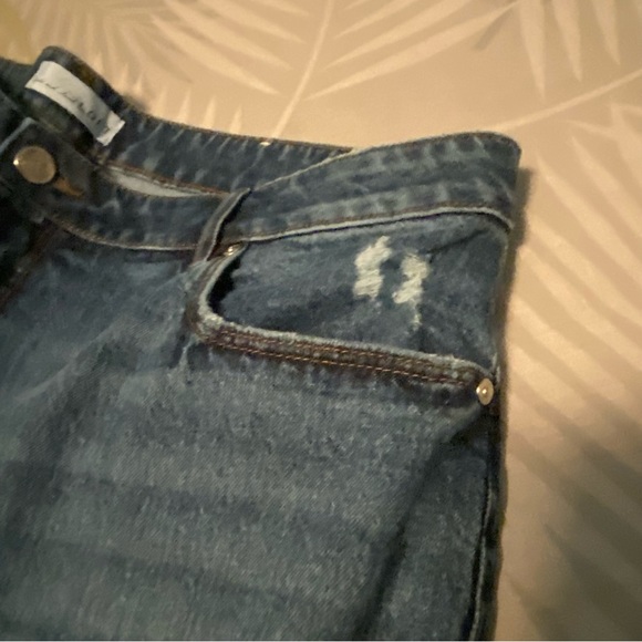 LOFT - Distressed Stretched Denim Jeans With Cut Outs Sz 16 - Picture 4 of 5